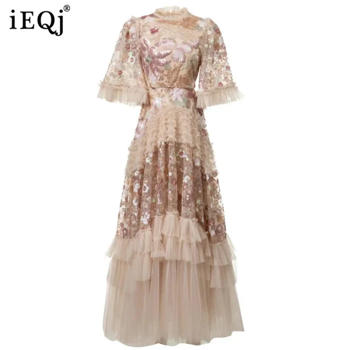 Fashion Pink Embroidered - Image 1