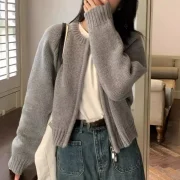 Fall Winter Knitting Cropped - Image 5